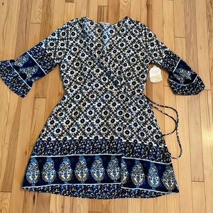 BNWT size medium dress - Altar’d state